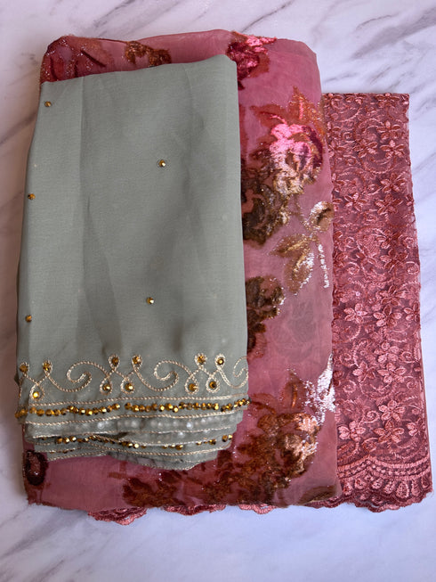 Aaliyyah Golden Orange Maqbal Dirac Set